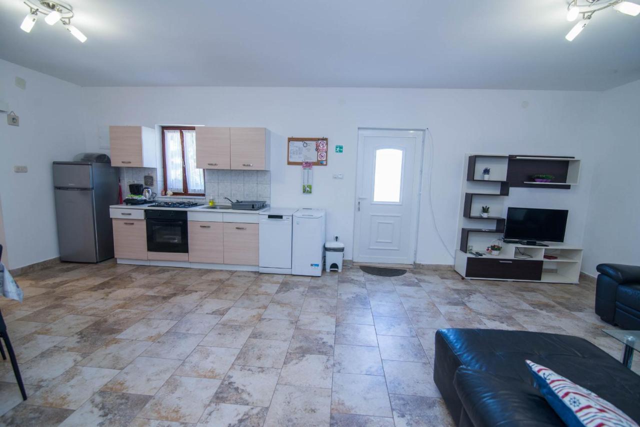 Apartamento App Bonic Veli Lošinj Exterior foto